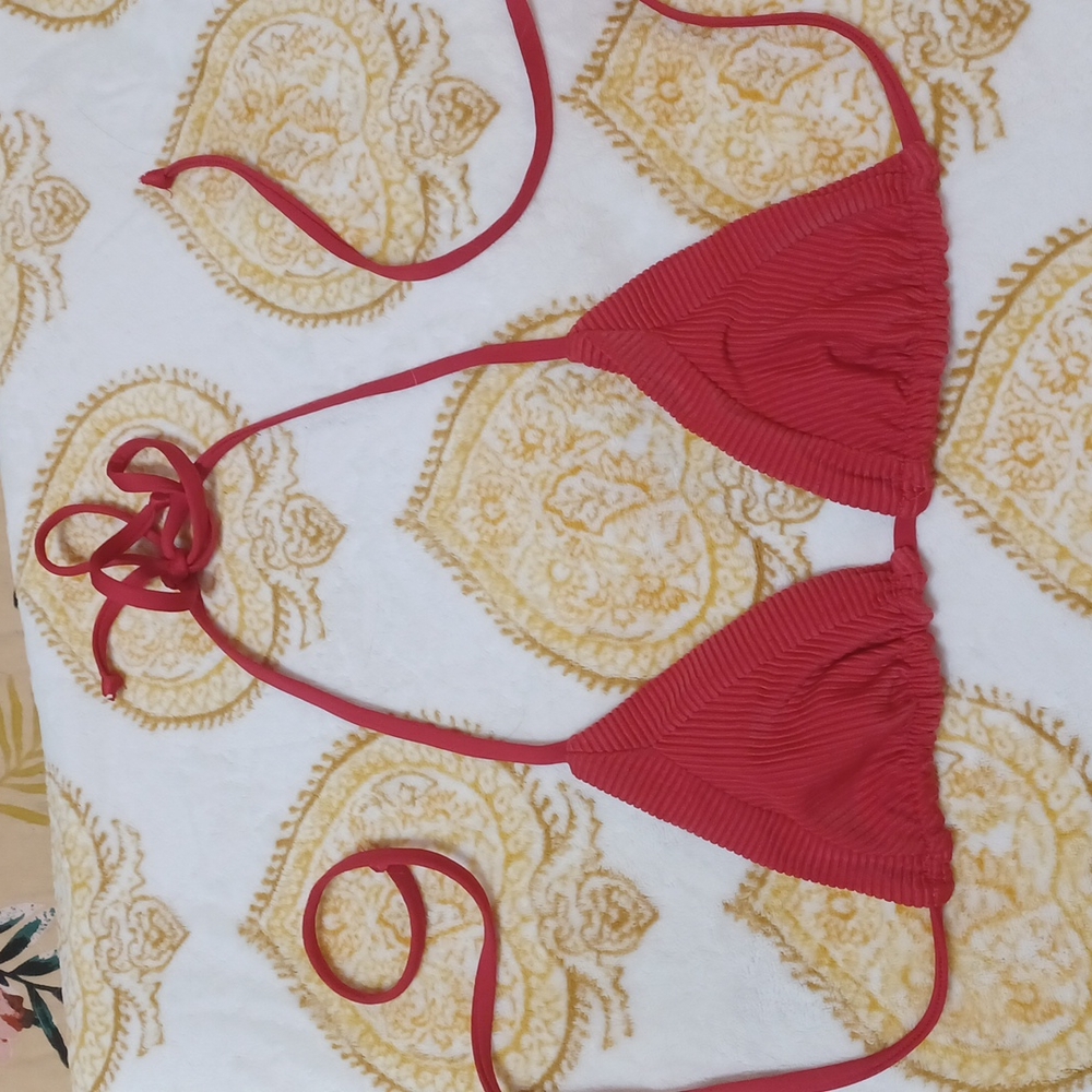 Frankies ribbed string bikini top